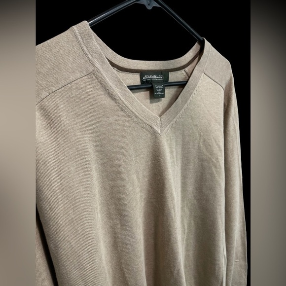 Eddie Bauer Men's Cotton V-Neck Pullover Sweater - Picture 2 of 6